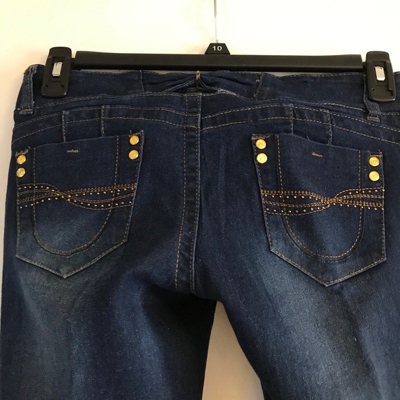 Jeans - Picture 4 of 4